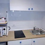 Bnbsimy5 Oda ve Kahvaltı 4*