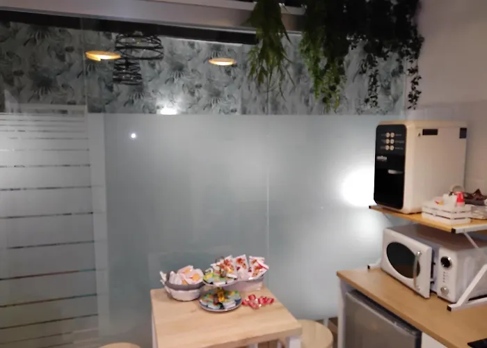 Bnbsimy5 Oda ve Kahvaltı 4*